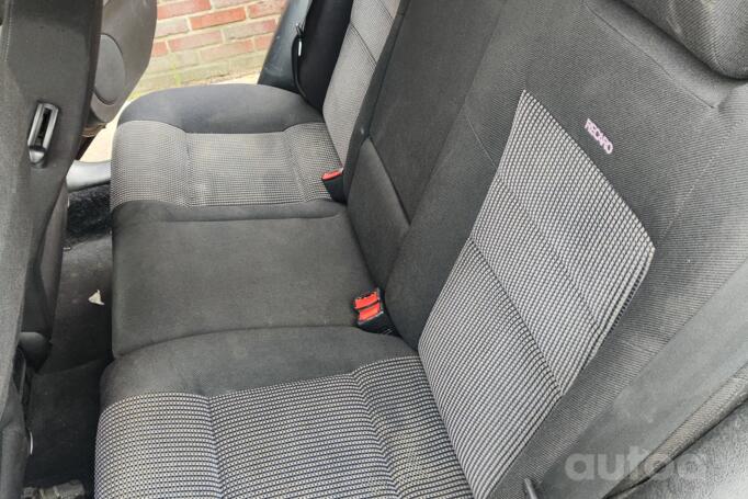 Volkswagen Golf 4 generation Hatchback 5-doors
