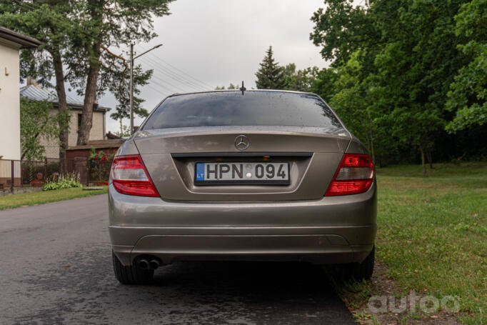 Mercedes-Benz C-Class W204/S204 Sedan 4-doors