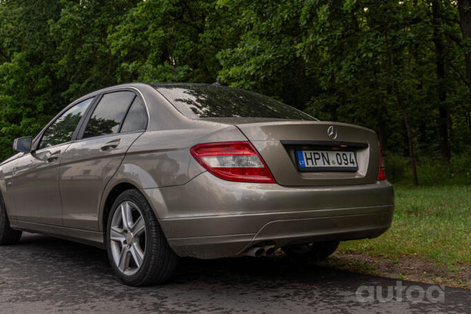 Mercedes-Benz C-Class W204/S204 Sedan 4-doors