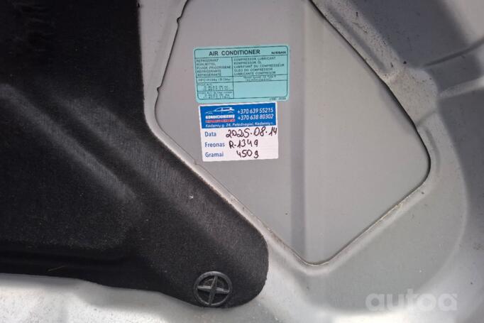 Nissan NV200 1 generation Combi minivan