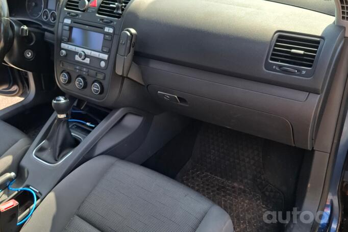 Volkswagen Golf 6 generation Hatchback 5-doors