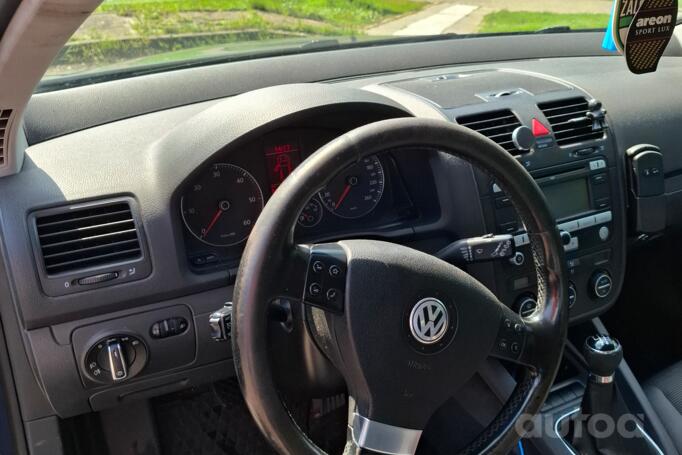 Volkswagen Golf 6 generation Hatchback 5-doors