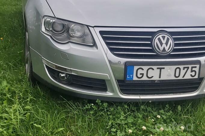 Volkswagen Passat B6 wagon 5-doors