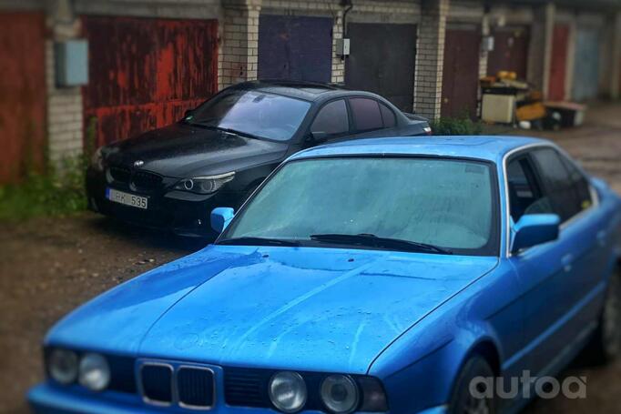 BMW 5 Series E34 Sedan