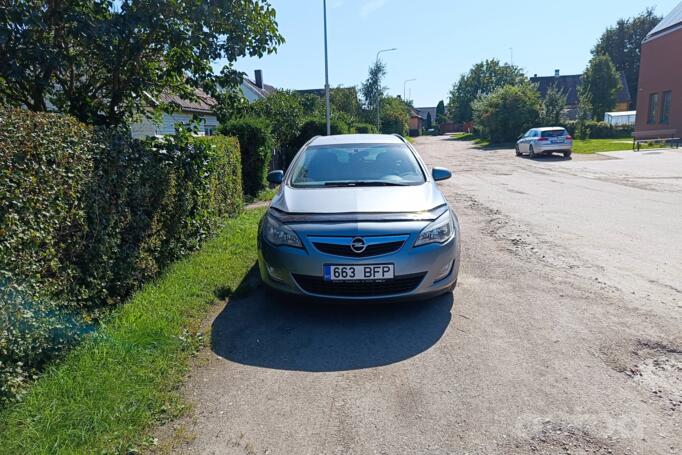 Opel Astra J [restyling] Sports Tourer wagon 5-doors
