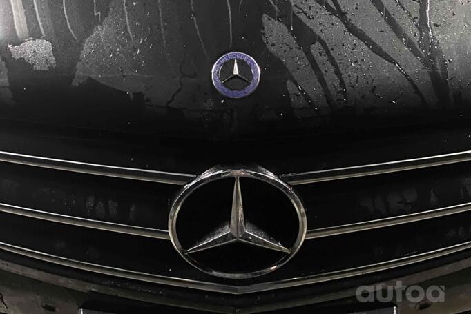 Mercedes-Benz R-Class