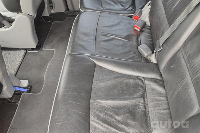 Hyundai H-1 Grand Starex Minivan