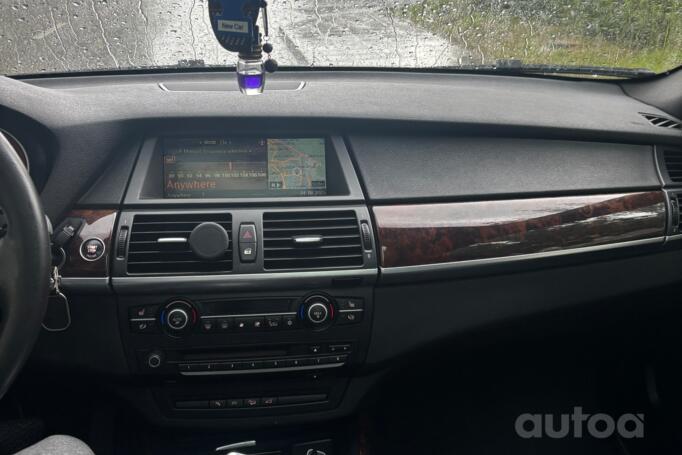 BMW X5 E70 Crossover