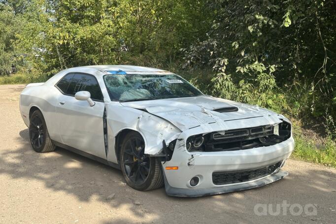 Dodge Challenger 3 generation [2th restyling] Coupe
