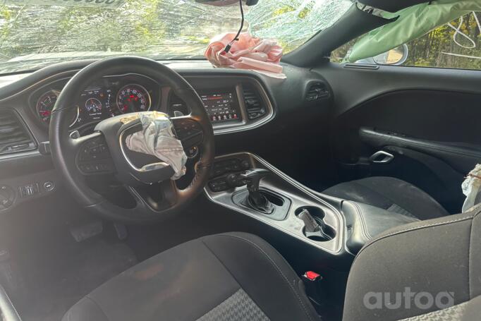 Dodge Challenger 3 generation [2th restyling] Coupe