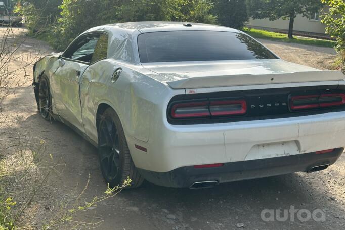 Dodge Challenger 3 generation [2th restyling] Coupe