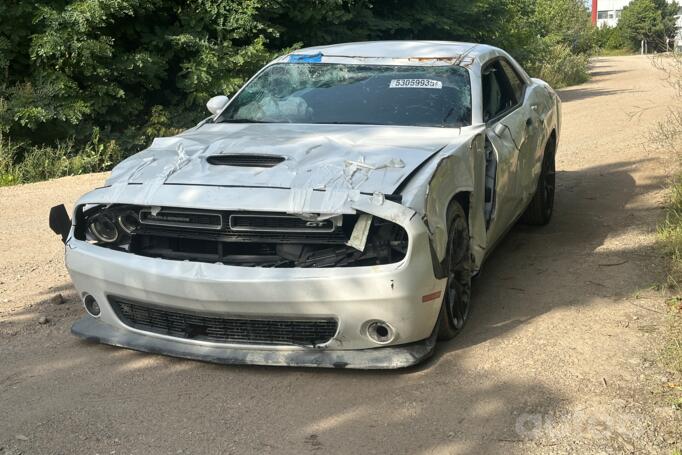 Dodge Challenger 3 generation [2th restyling] Coupe