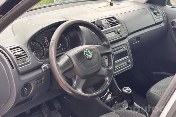 Skoda Roomster 1 generation [restyling] Minivan 5-doors