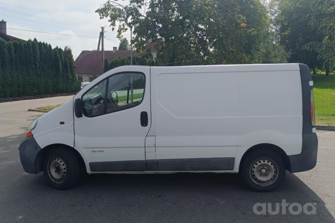Renault Trafic 2 generation Minivan