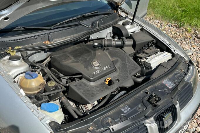 SEAT Toledo 2 generation Sedan
