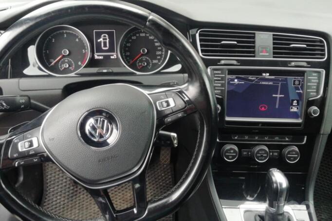 Volkswagen Golf 7 generation Hatchback 5-doors