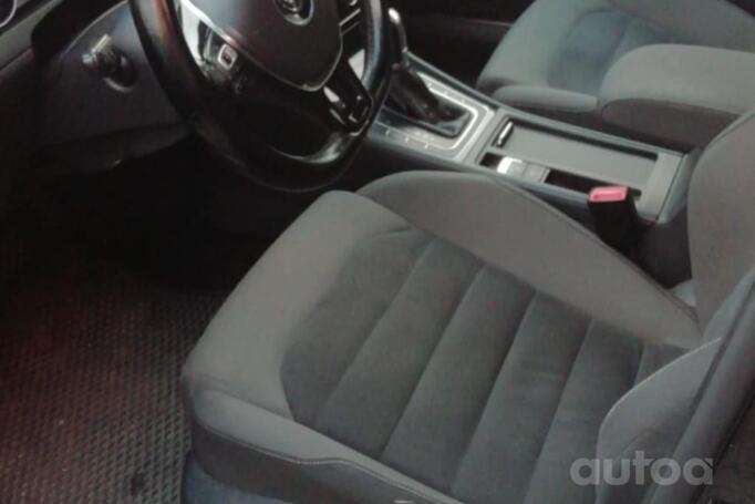 Volkswagen Golf 7 generation Hatchback 5-doors