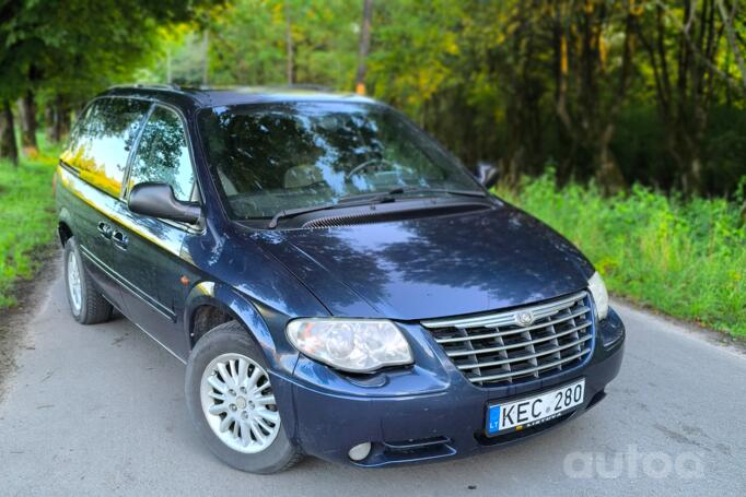 Chrysler Voyager 4 generation [restyling] Minivan