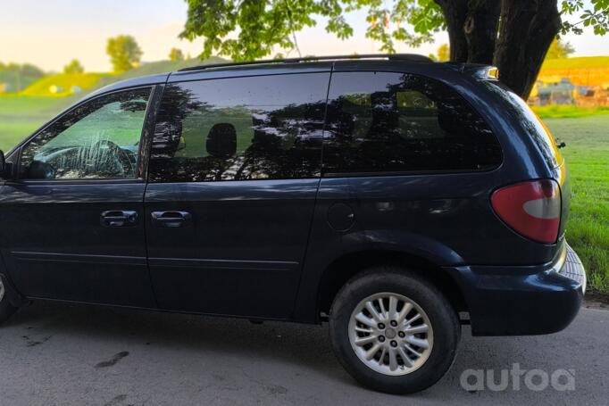 Chrysler Voyager 4 generation [restyling] Minivan