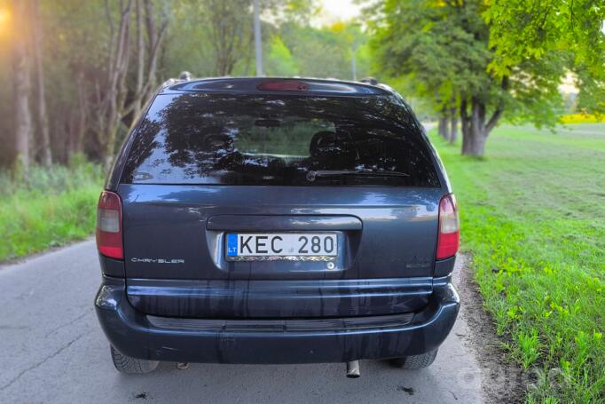 Chrysler Voyager 4 generation [restyling] Minivan