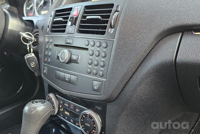 Mercedes-Benz C-Class W204/S204 wagon 5-doors