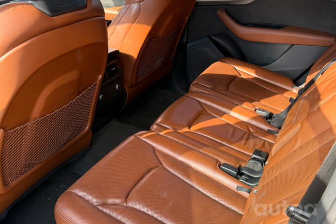 Audi Q7 4M Crossover