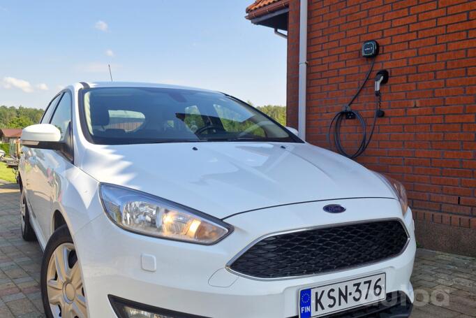 Ford Focus 3 generation [restyling] Hatchback 5-doors