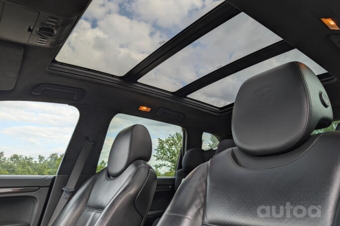 Porsche Cayenne 957 [restyling] Turbo/Turbo S/GTS crossover 5-doors