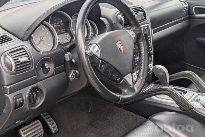 Porsche Cayenne 957 [restyling] Turbo/Turbo S/GTS crossover 5-doors