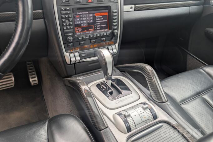 Porsche Cayenne 957 [restyling] Turbo/Turbo S/GTS crossover 5-doors