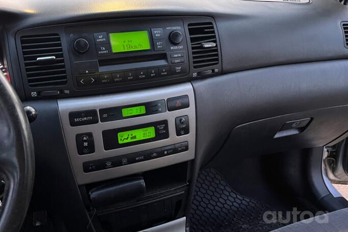 Toyota Corolla E120 Hatchback 5-doors