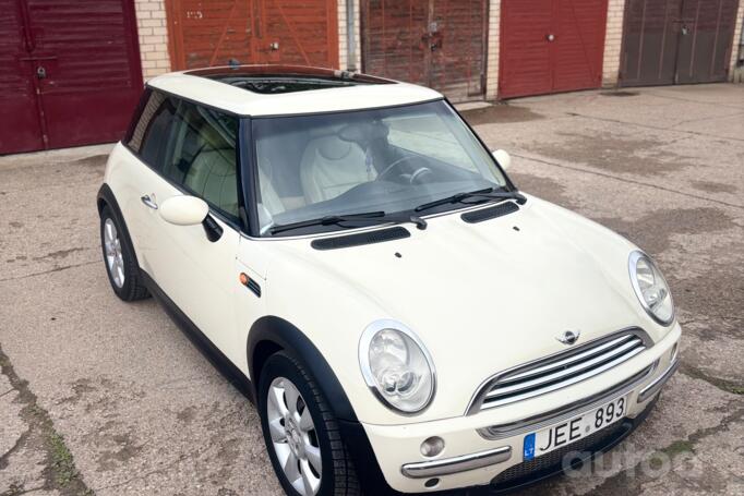 Mini One R50 Hatchback