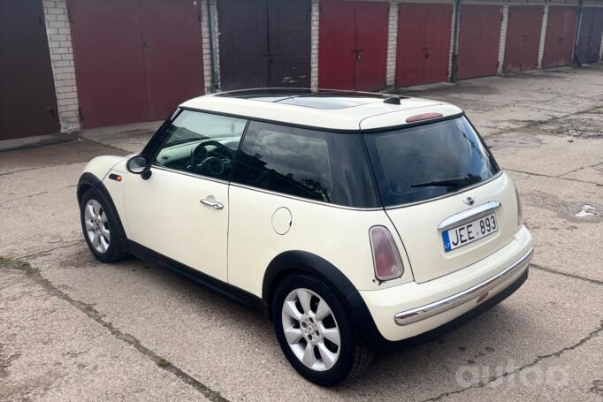 Mini One R50 Hatchback