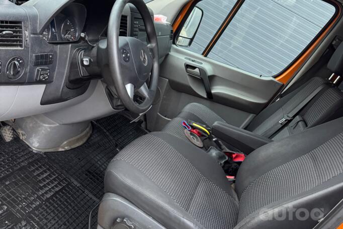 Mercedes-Benz Sprinter Second generation