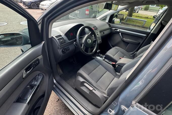 Volkswagen Touran 1 generation Minivan