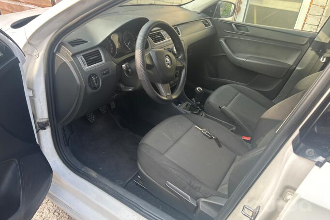 Skoda Rapid 3 generation Spaceback wagon