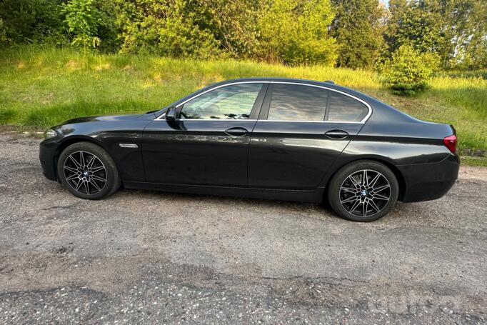 BMW 5 Series F07/F10/F11 [restyling] Sedan