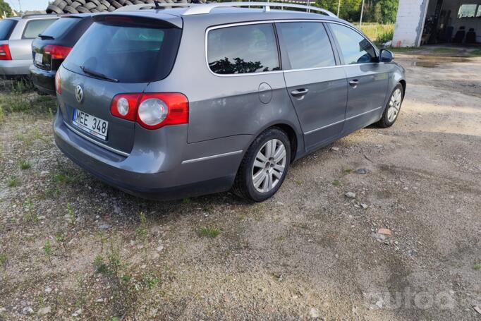 Volkswagen Passat B6 wagon 5-doors