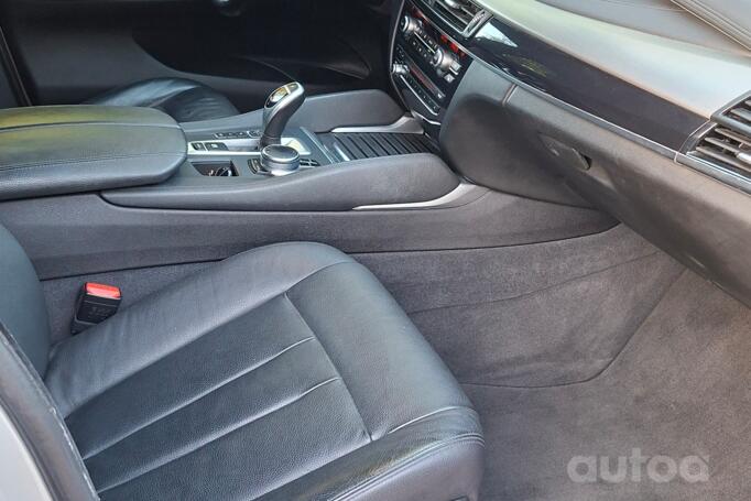 BMW X6 F16 Sports Activity Coupe crossover
