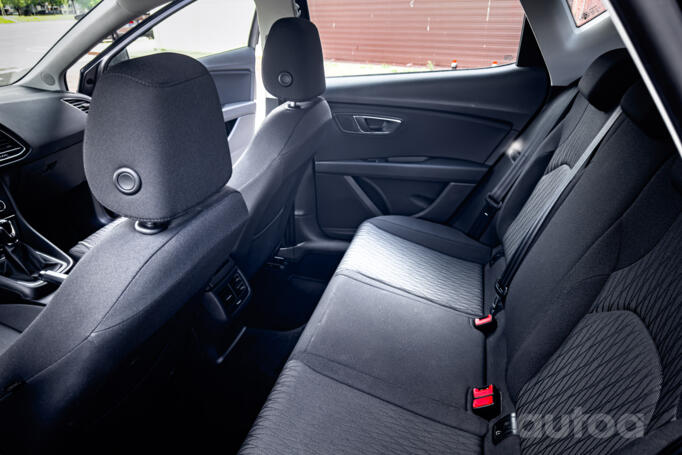 SEAT Leon 3 generation Hatchback 5-doors