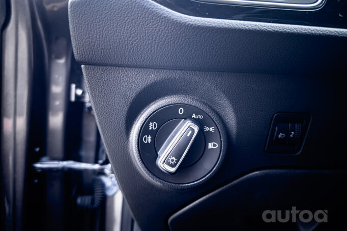 SEAT Leon 3 generation Hatchback 5-doors
