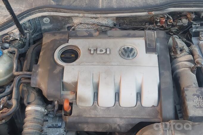 Volkswagen Passat B6 wagon 5-doors