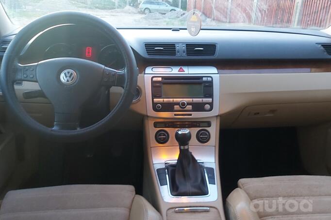 Volkswagen Passat B6 wagon 5-doors