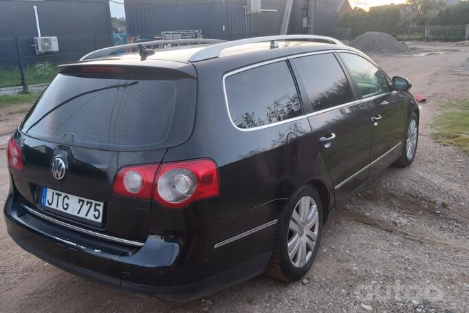 Volkswagen Passat B6 wagon 5-doors
