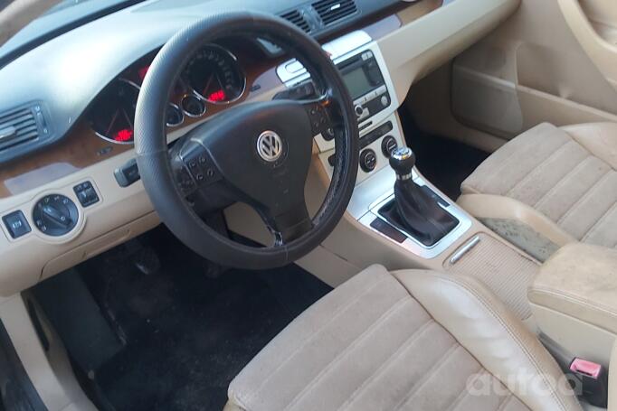 Volkswagen Passat B6 wagon 5-doors