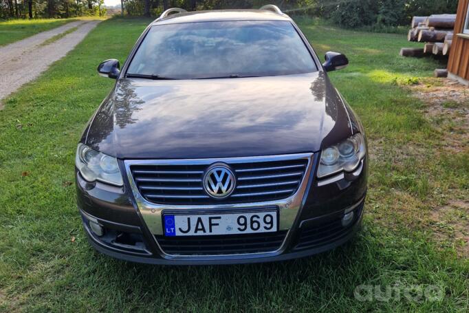 Volkswagen Passat B6 wagon 5-doors