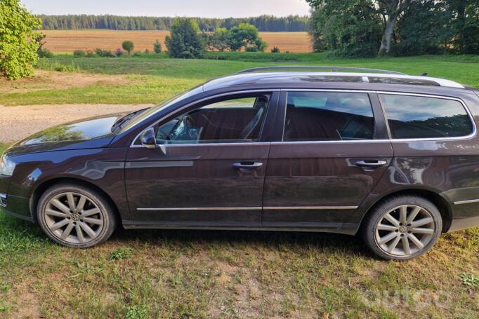 Volkswagen Passat B6 wagon 5-doors