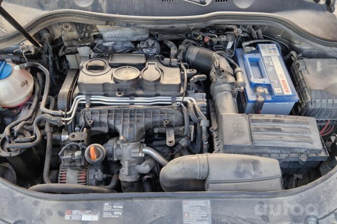 Volkswagen Passat B6 wagon 5-doors