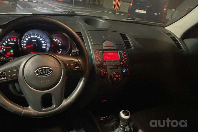 Kia Soul 1 generation Hatchback