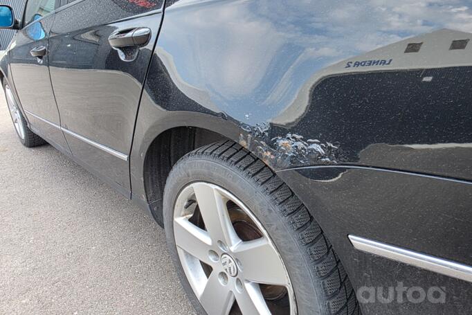 Volkswagen Passat B6 wagon 5-doors
